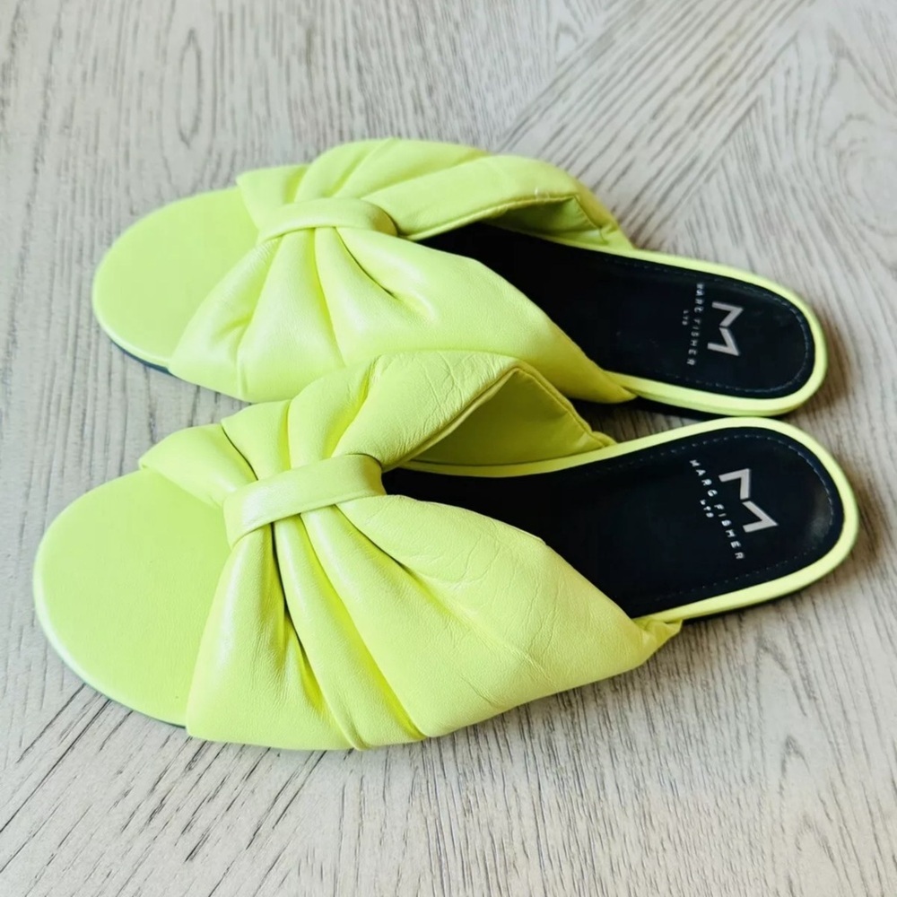 Marc Fisher LTD Women's Olita Flat Sandal Neon Yellow 5.5